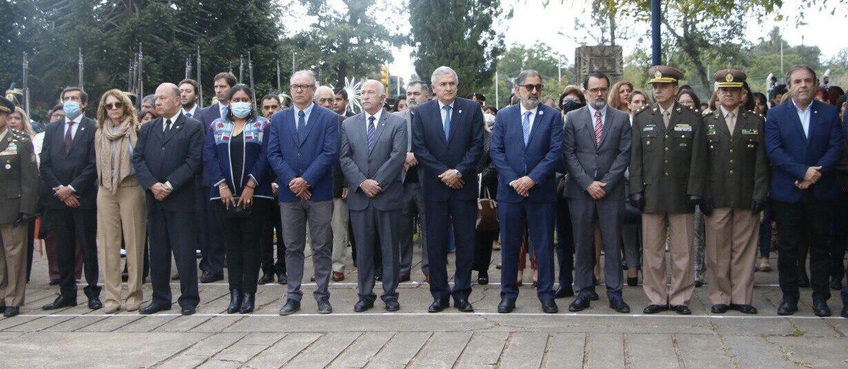 El gobernador Morales y el intendente Jorge encabezaron este martes los actos oficiales para celebrar el 429.° aniversario de la fundación de San Salvador de Jujuy.