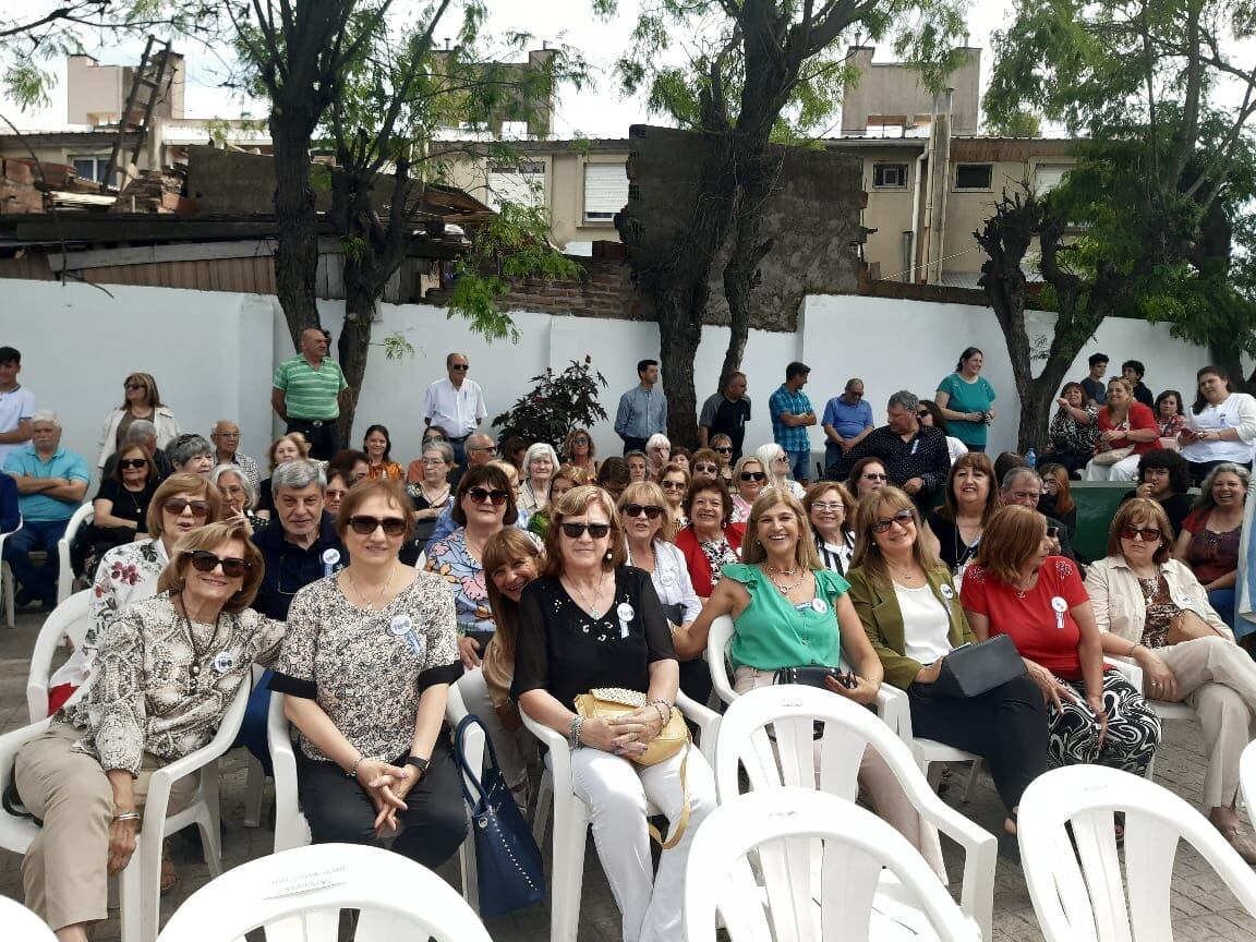 Primaria 4 cumplió “100 años creando historias, transformando futuros”