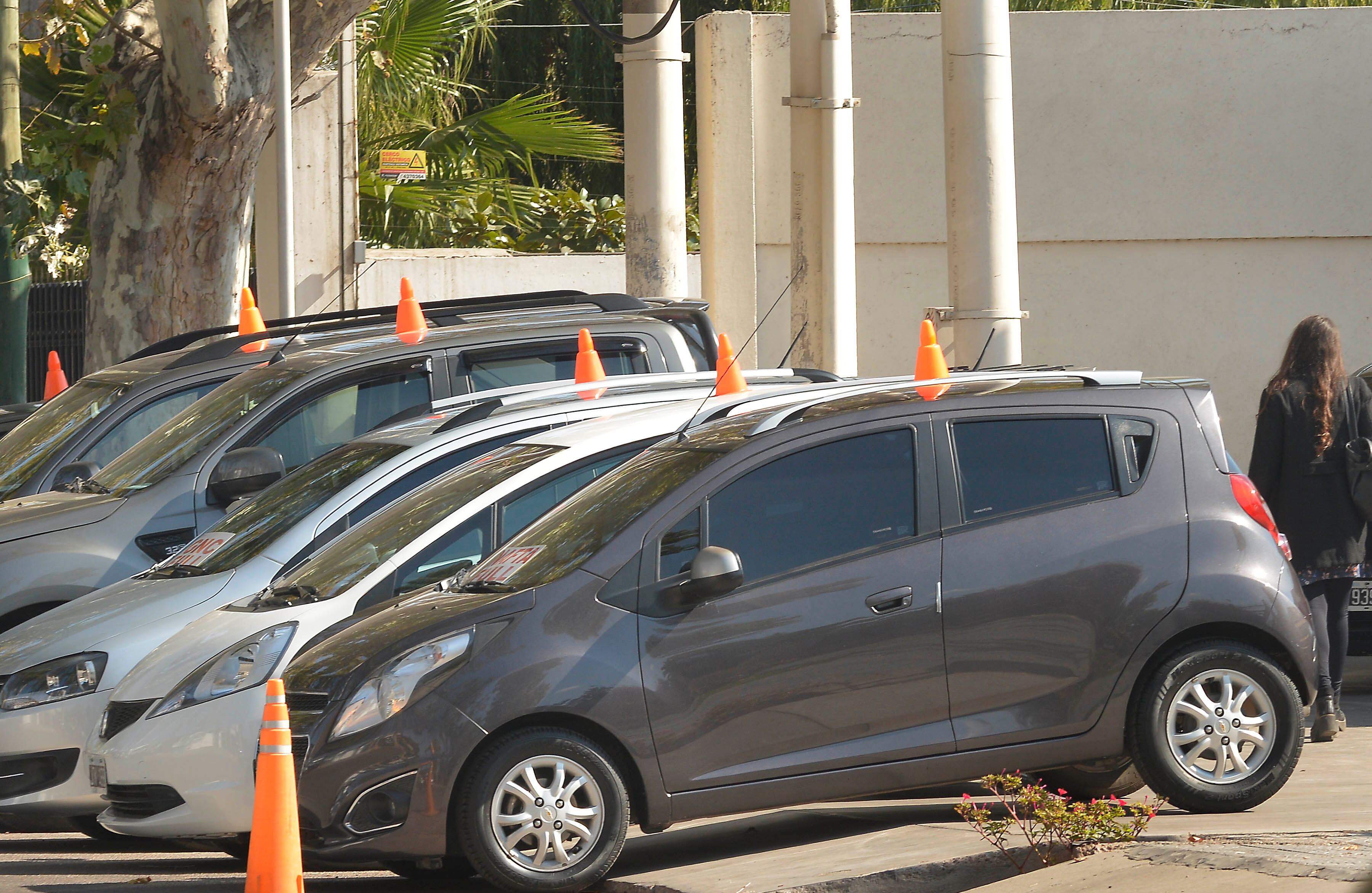 El gobierno podría poner techo al aumento que ha tenido el impuesto al automotor.