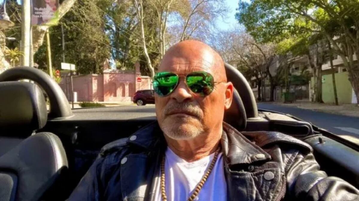 Entró a Gran Hermano con 60 años, casi se muere 7 veces y le dicen el “Alfa”: quién es Walter Santiago