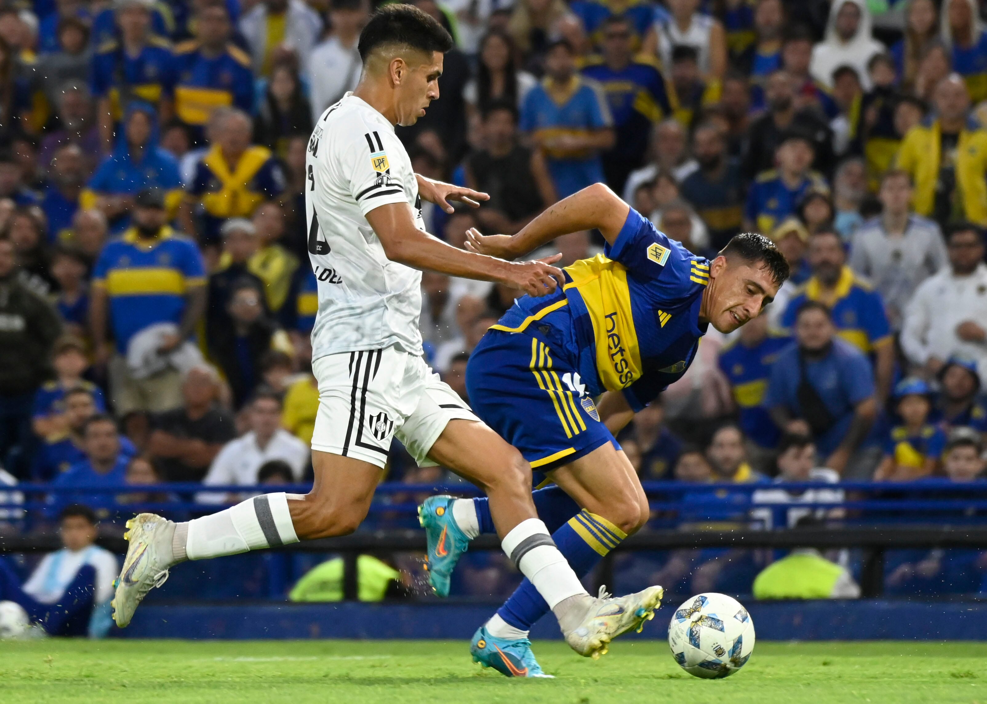 Miguel Merentiel, delantero de Boca, en el partido ante Central Córdoba. (Fotobaires)