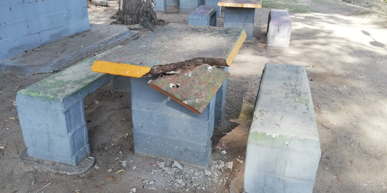 Roturas en el Balneario Municipal de Arroyito