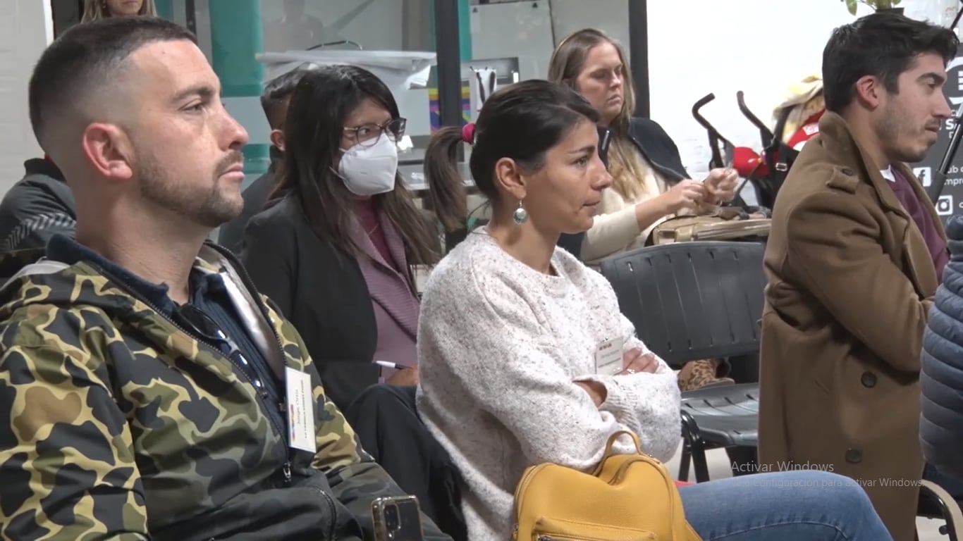 "Fue una muy charla muy enriquecedora, una linda experiencia", afirmó la licenciada Daniela Massere, una de las invitadas a la presentación de Denisse Goldfbarb en Jujuy.