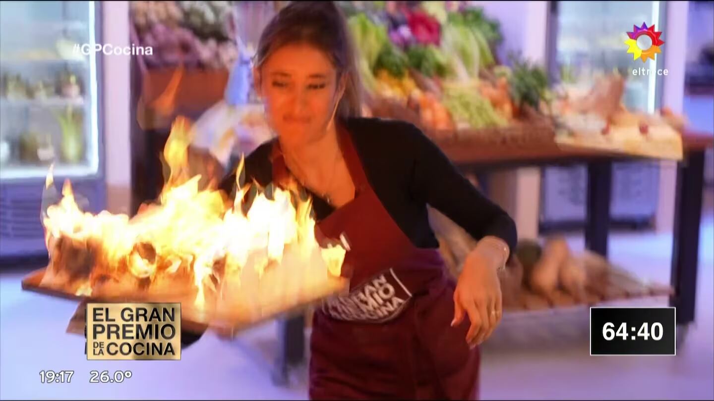 Se le prendió fuego el plato en el Gran Premio de la Cocina