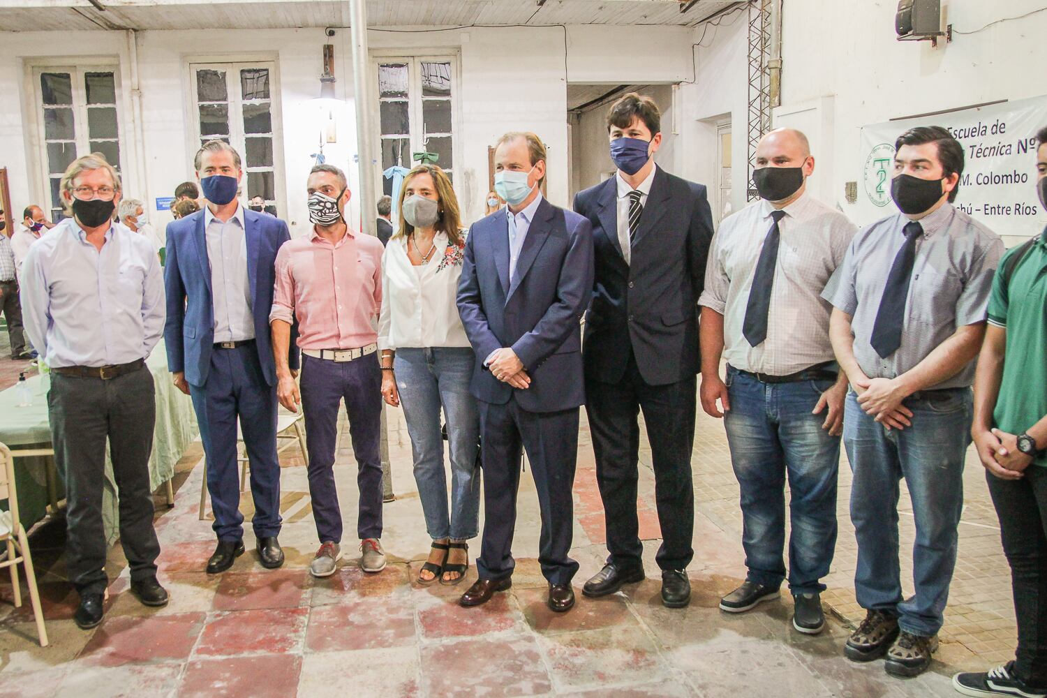 Bordet participó de la apertura de sobres de licitación para la construcción del nuevo edificio de la EET Nº2 de Gualeguaychú.