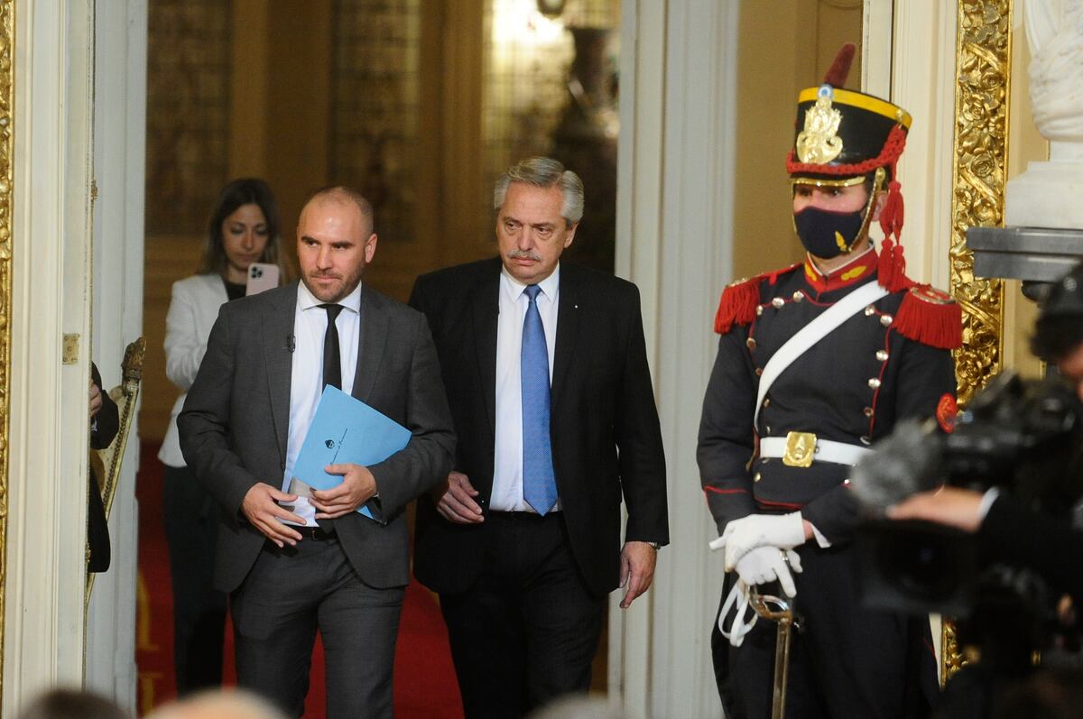 Alberto Fernández continúa con el apoyo a Martín Guzmán, pese a la exigencia de La Cámpora para su renuncia