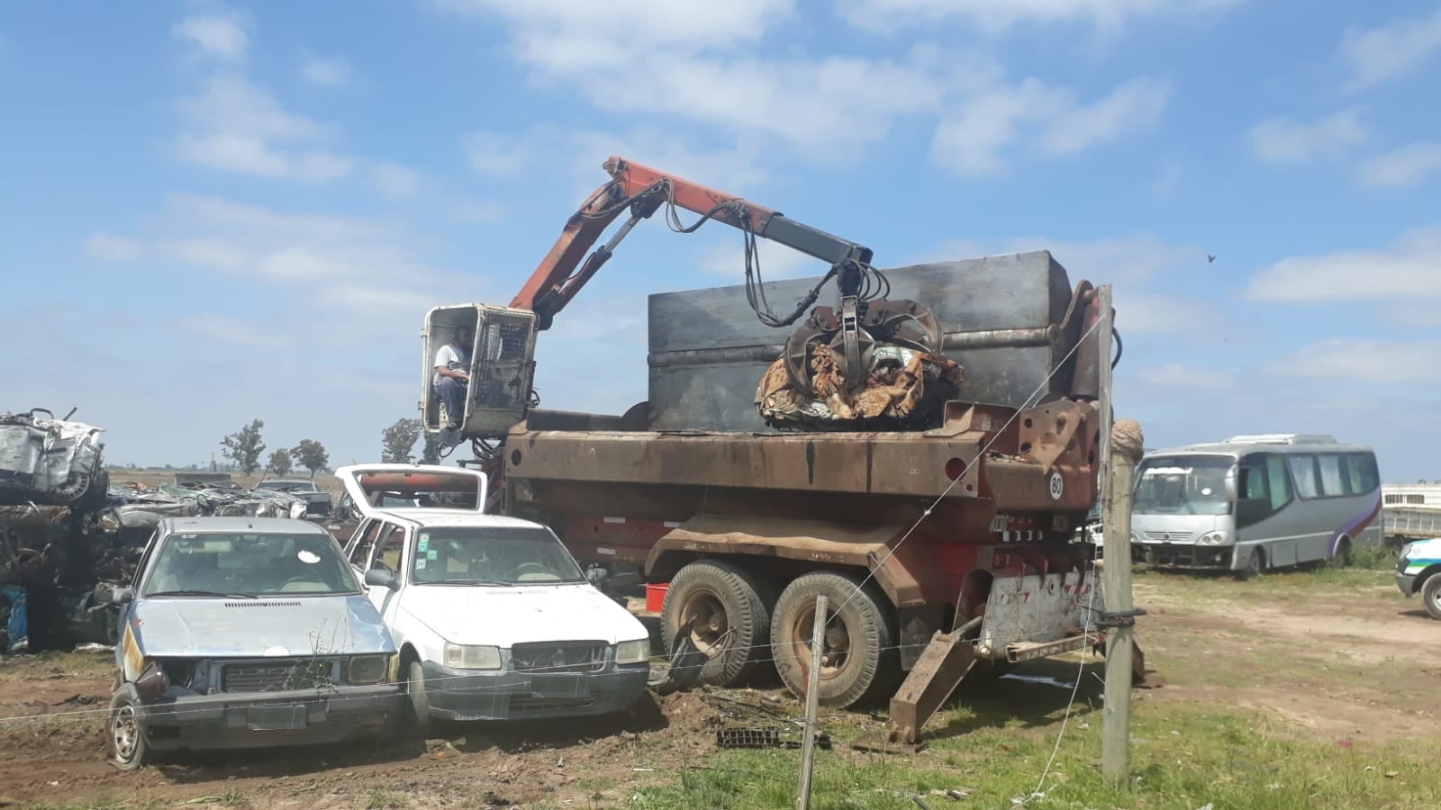 Compactación de autos secuestrados