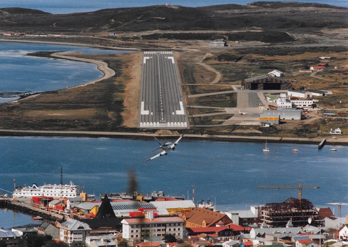 Imagen de la pista del viejo aeropuerto. la pista "Portaaviones".