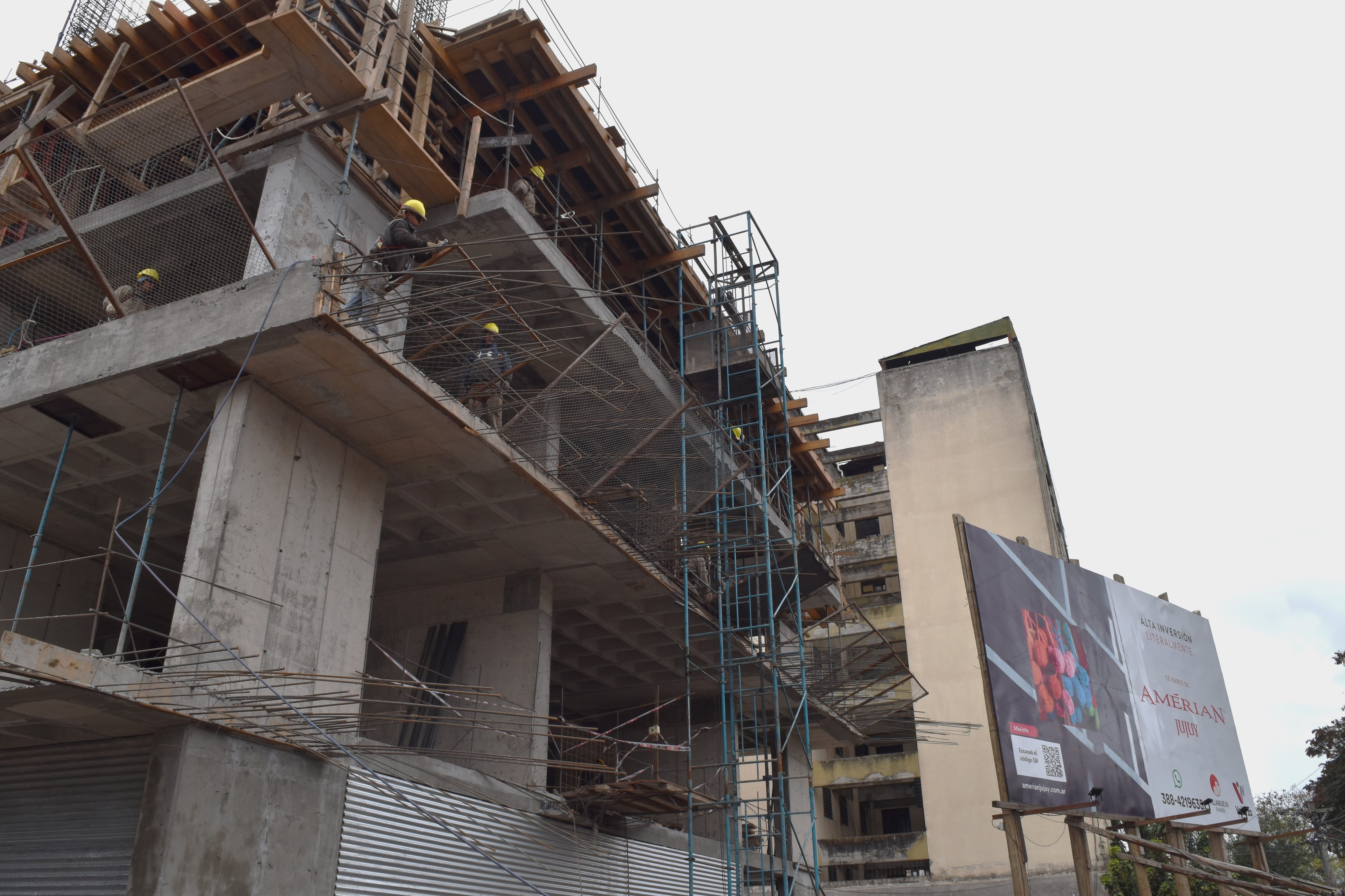 Rápidamente se corporiza el edificio más alto de la ciudad, el futuro hotel cuatro estrellas superior Amérian Jujuy.