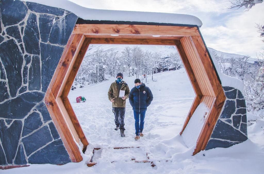 Personal de la Secretaría de Turismo recorre los Centros Invernales