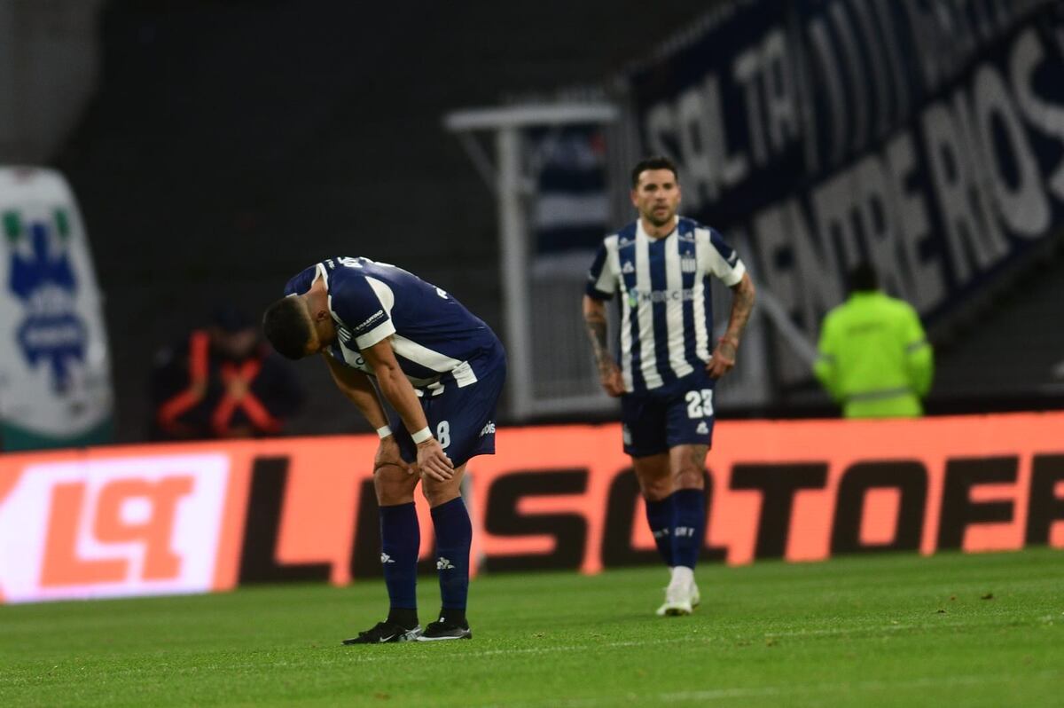 Para Talleres era como una final y la derrota ante Riestra agudizó su crisis