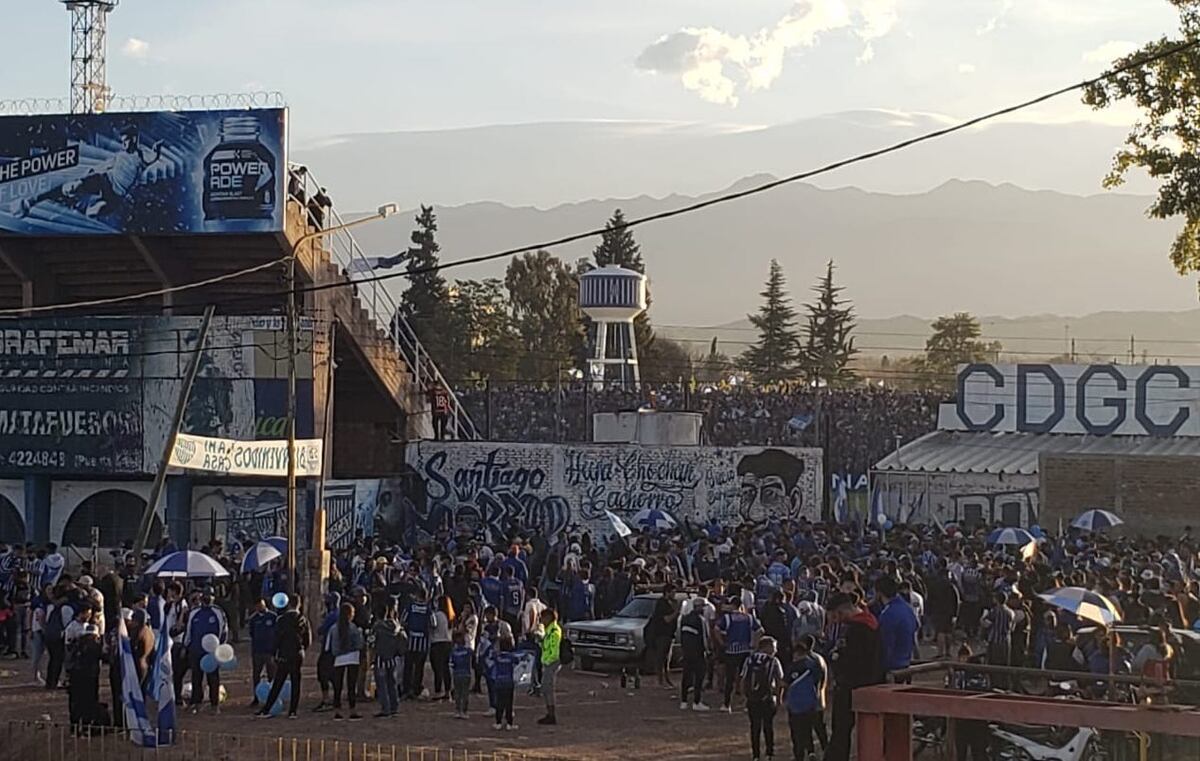 Godoy Cruz 100 Aniversario: multitudinario festejo en medio de la pandemia