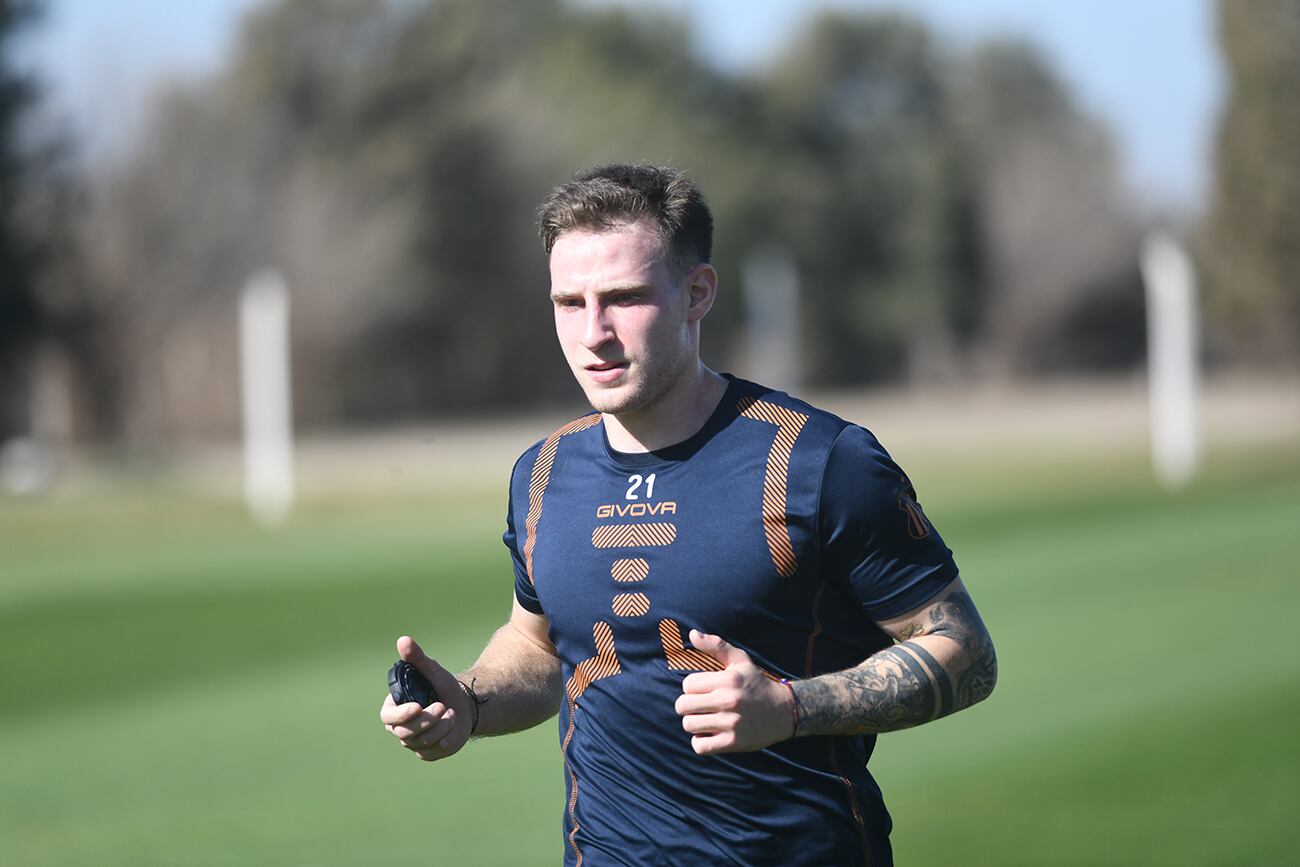 Bruno Barticciotto Entrenamiento de Talleres en el predio Nuccetelli ( Ramiro Pereyra / La Voz )