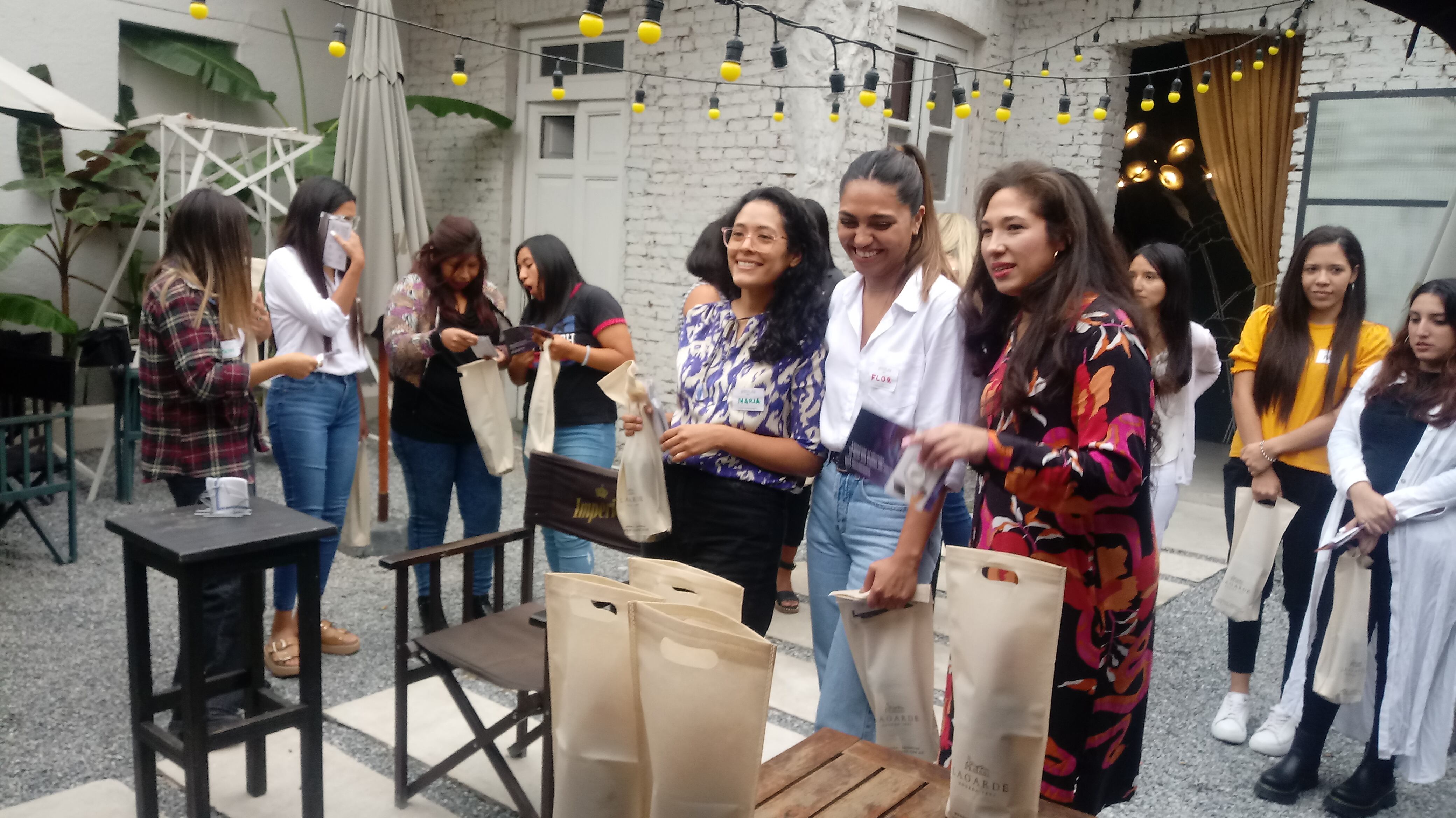 Jóvenes profesionales, emprendedoras, artistas, dirigentes de entidades civiles y estudiantes universitarias son algunos de los perfiles de las asistentes a los "Networking Brunch" que organiza Patricia Sánchez en Jujuy.