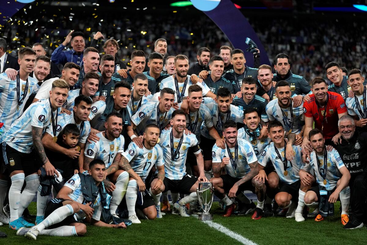 Los festejos de Argentina campeón en el vestuario: así celebran los jugadores tras ganar La Finalissima
