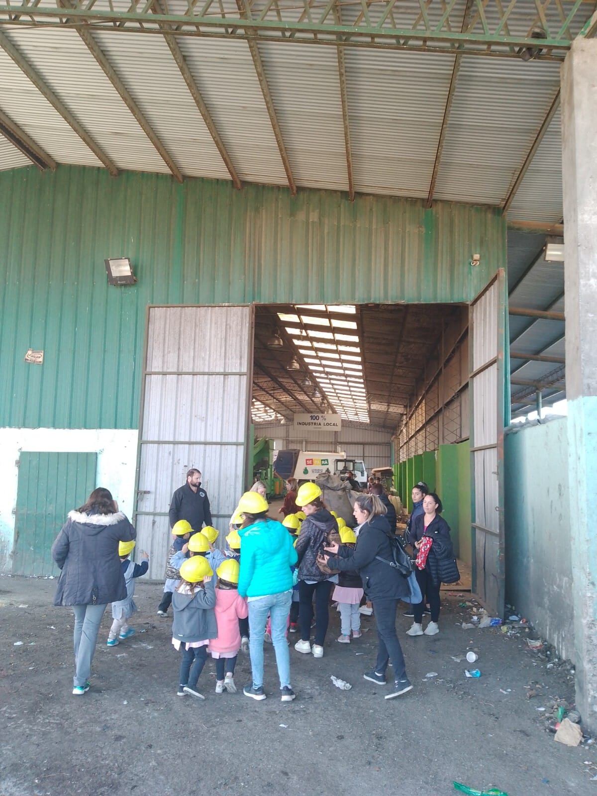 Alumnos del Jardín Nº 913 visitaron la Planta de Reciclado