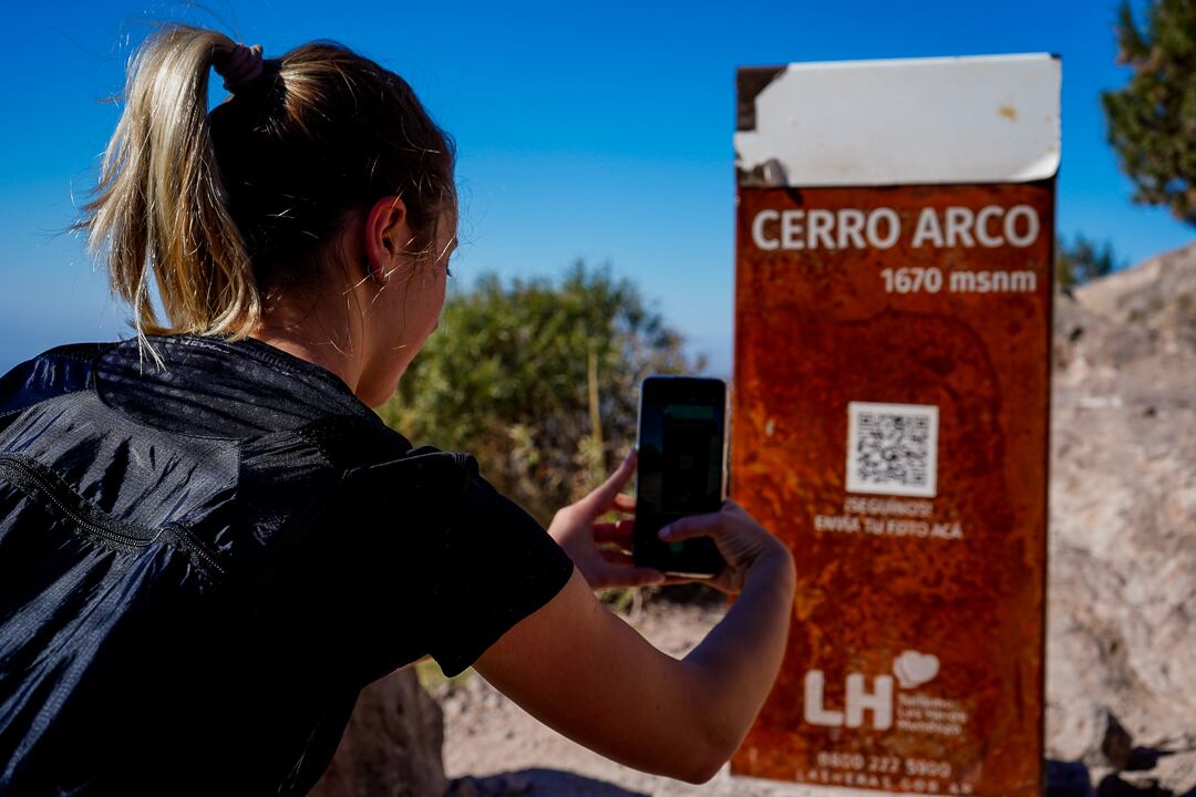 Se colocaron 11 carteles informativos , turísticos y preventivos en la localidad del Challao y en el emblemático espacio deportivo.