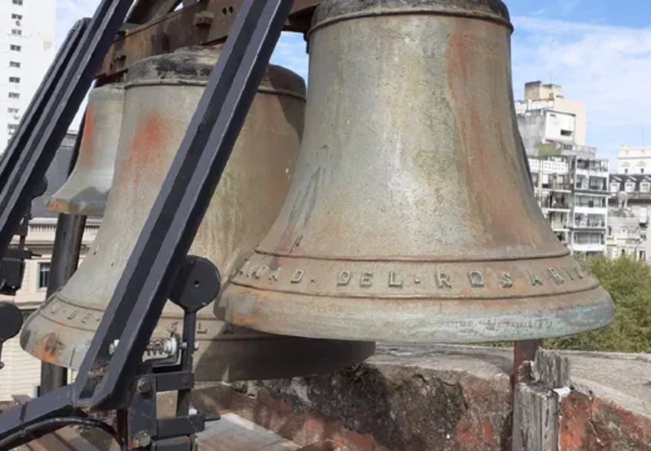 El campanario del edificio de la Municipalidad, ubicado en Buenos Aires y Santa Fe.