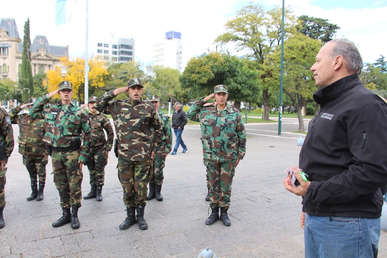 Sergio Berni entregó siete patrulleros a la CPR