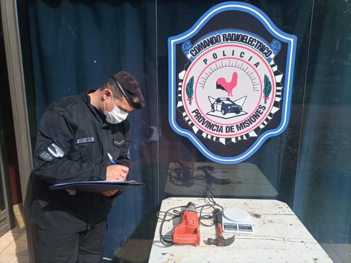 Recuperan objetos sustraídos por un menor de edad en Montecarlo