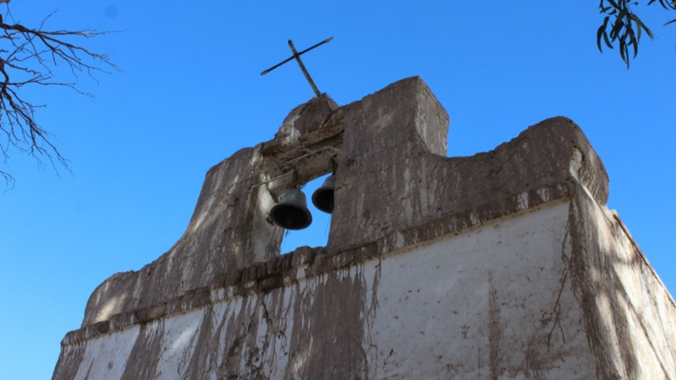 El paso final de la restauración será devolverle a la capilla su color blanco original. 