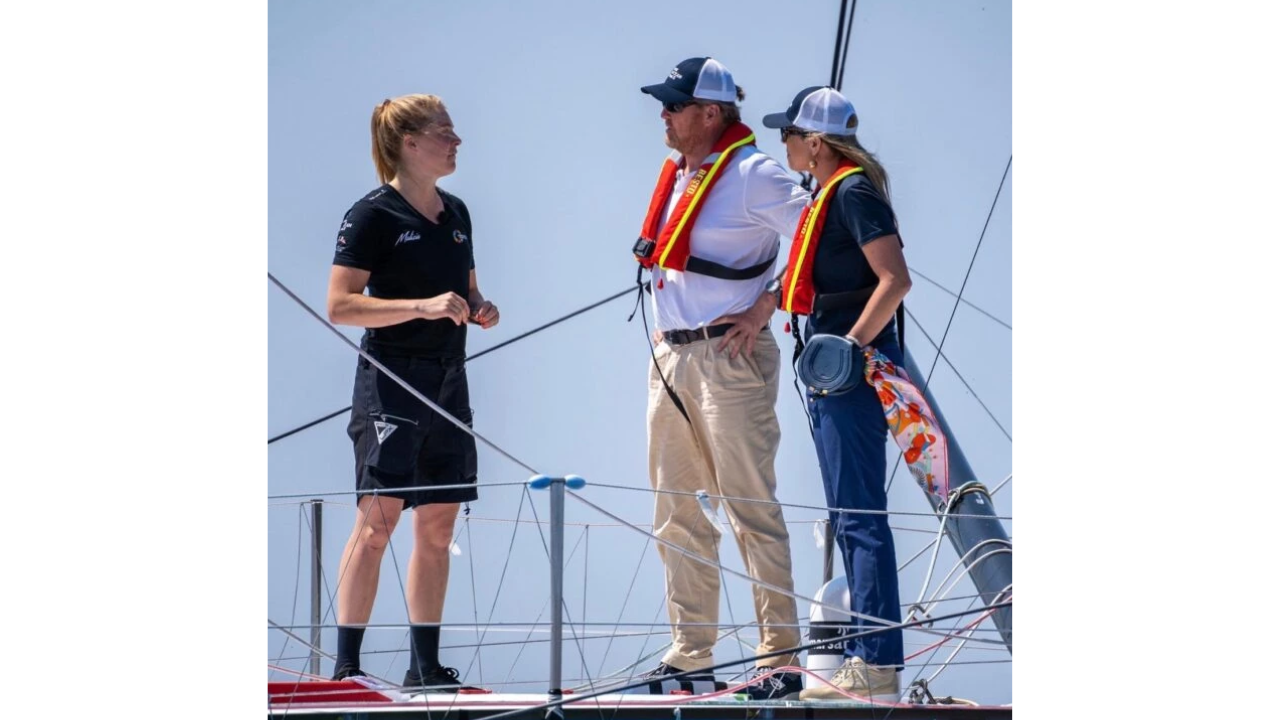 La reina Máxima eligió un look casual para el evento.