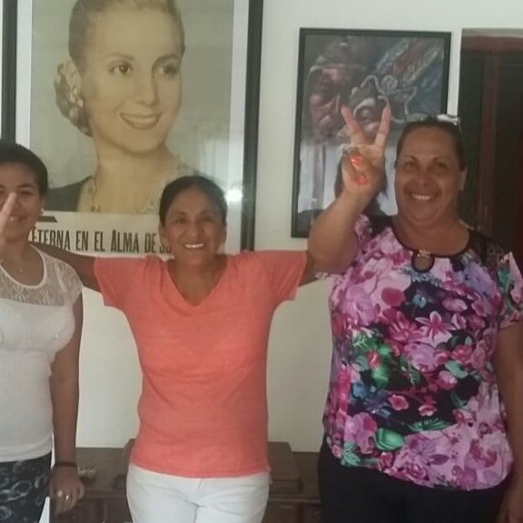 Yessica Yulán junto a Milagro Sala