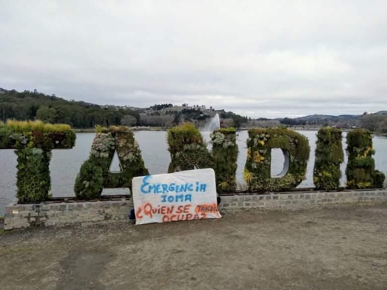 Así es el conflicto de IOMA en Tandil.