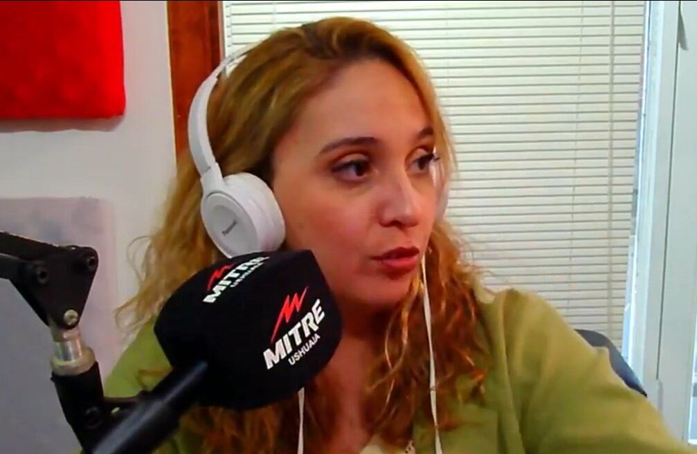 María Bockelmann en Radio Mitre Ushuaia.