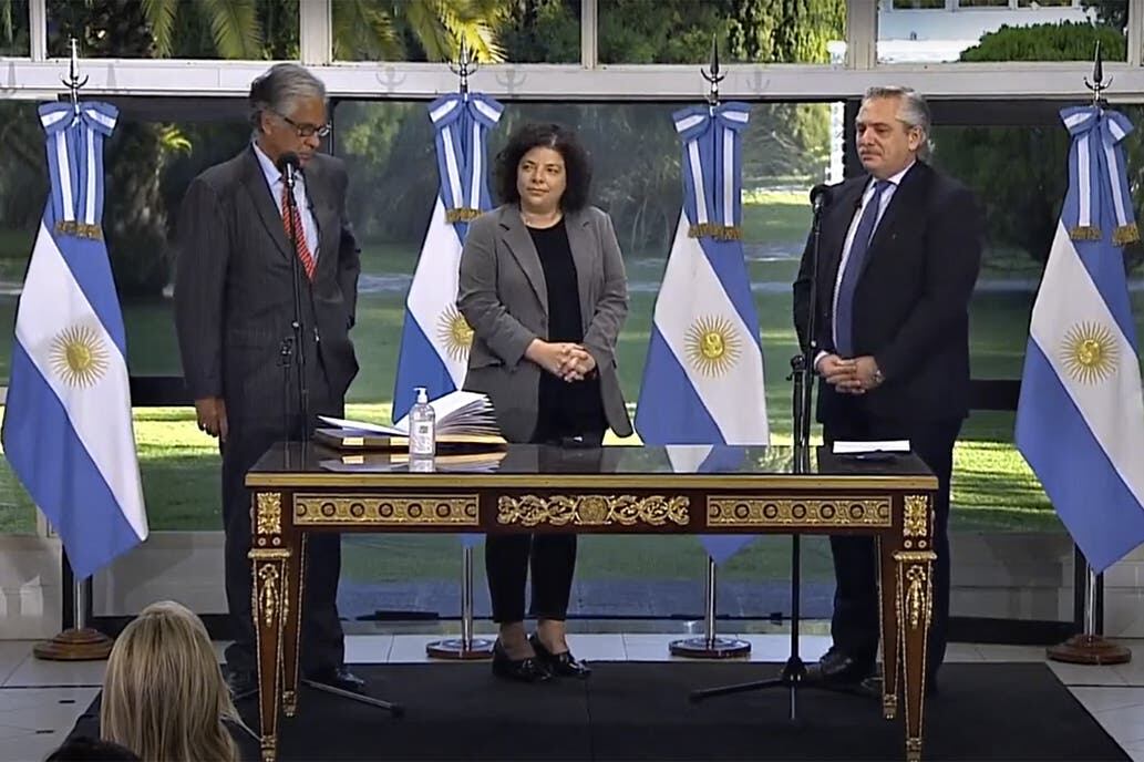 Carla Vizzotti juró como la nueva ministra de salud de la nación. - Presidencia