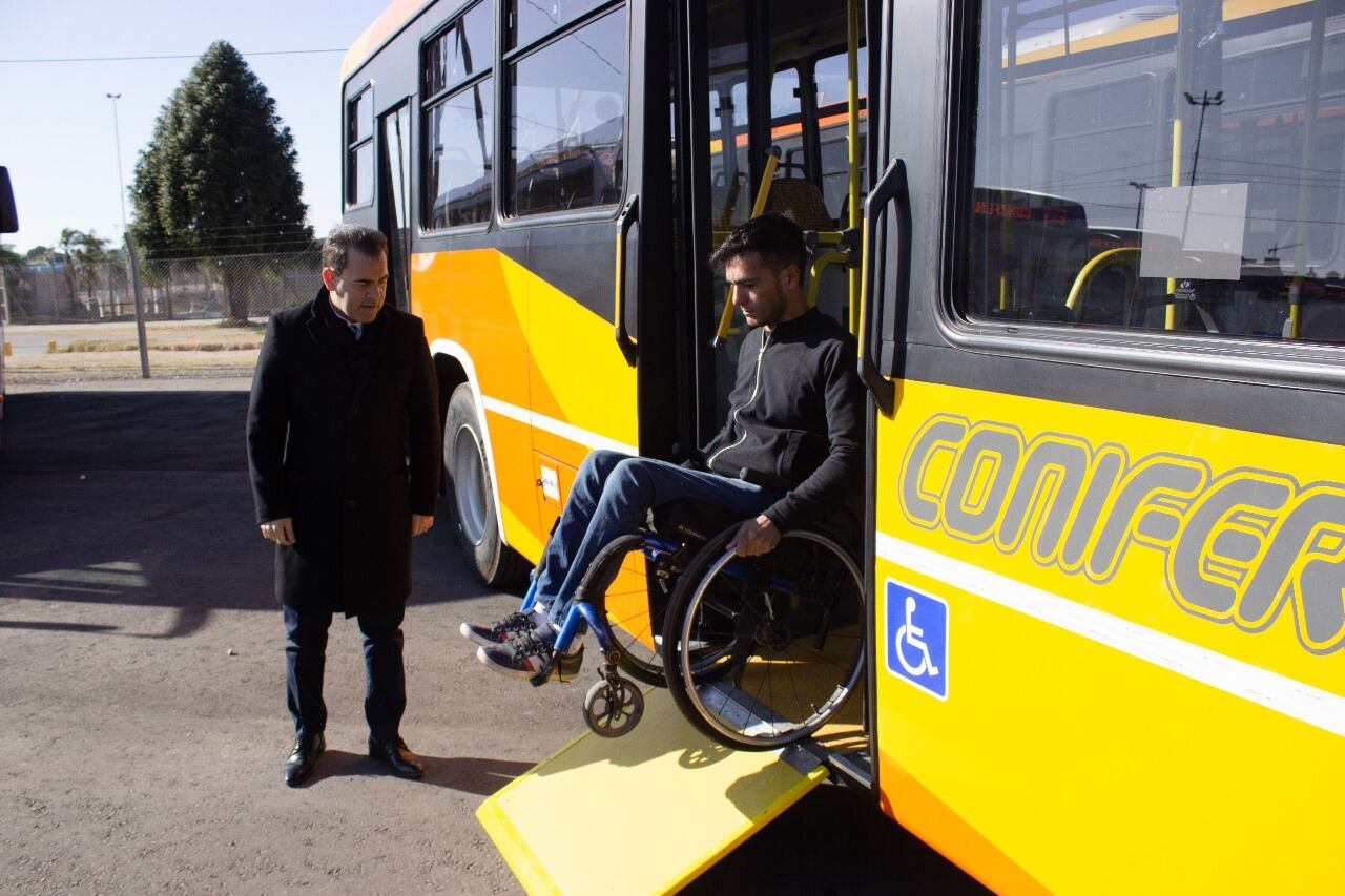 Para Coniferal, las personas con discapacidad deben viajar acompañadas.