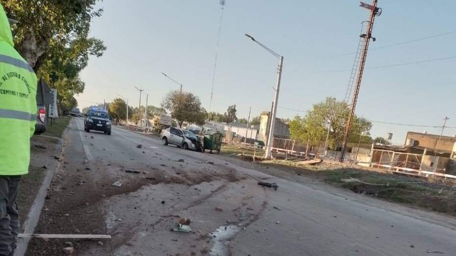 El automovilista se cruzó de carril en la ruta 11.