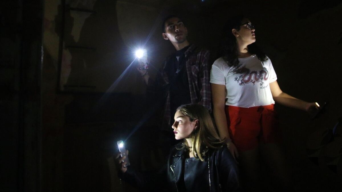 Córdoba insólita: creyendo que había un ilícito, policías “allanaron” una sala teatral, en plena función