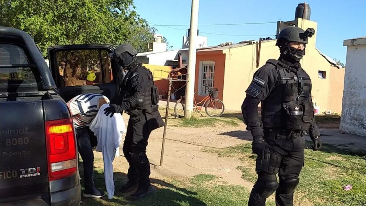 Sur de Córdoba: detuvieron a una banda que usaba a una menor de edad para vender drogas