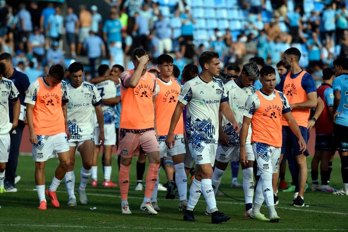 El picante Belgrano-Talleres: la discusión entre jugadores de la T y plateístas Celestes