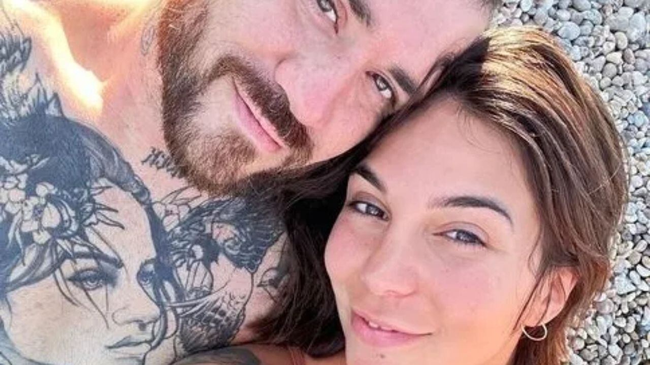 Luciana Milessi junto a su pareja, a la que denunció por violencia de género.