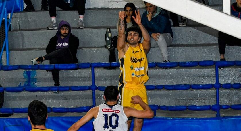 El puntaltense Iván Gómez Lepez jugará la Liga Federal de básquet para Racing de Olavarría.