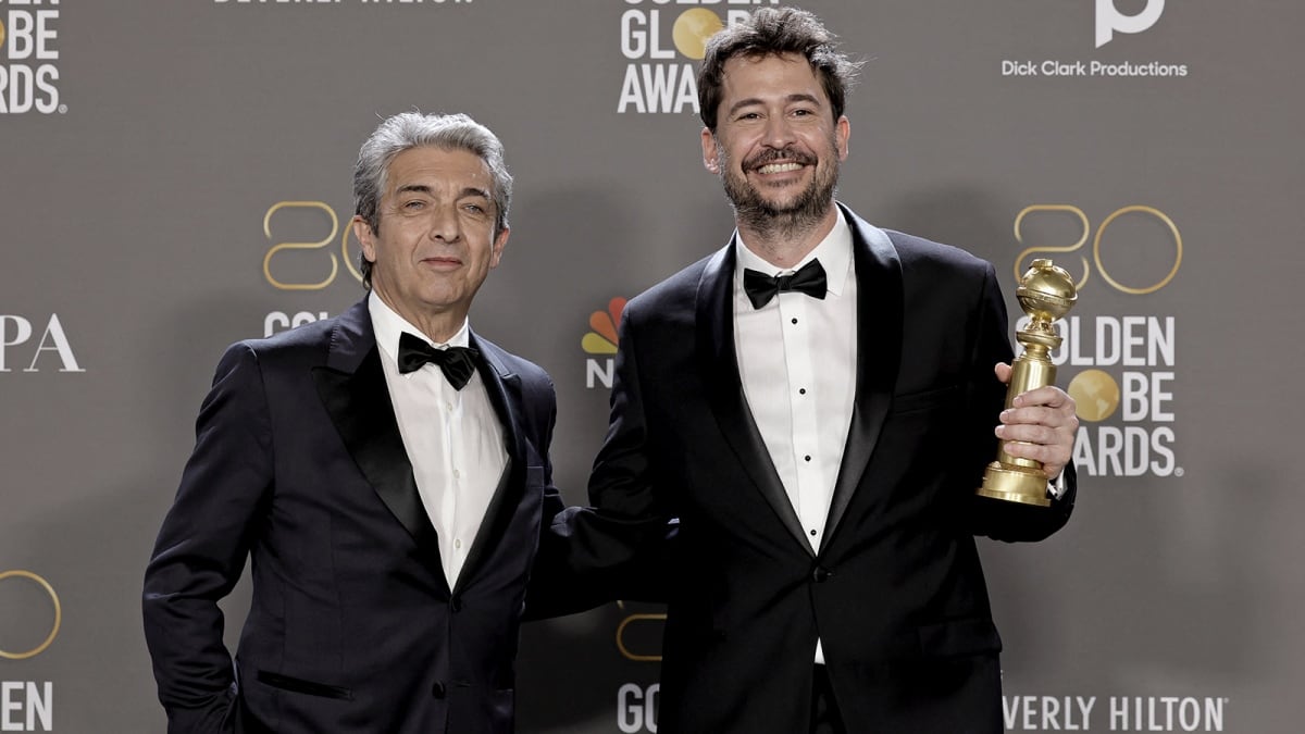 Ricardo Darín y Santiago Mitre con el Globo de Oro. Web