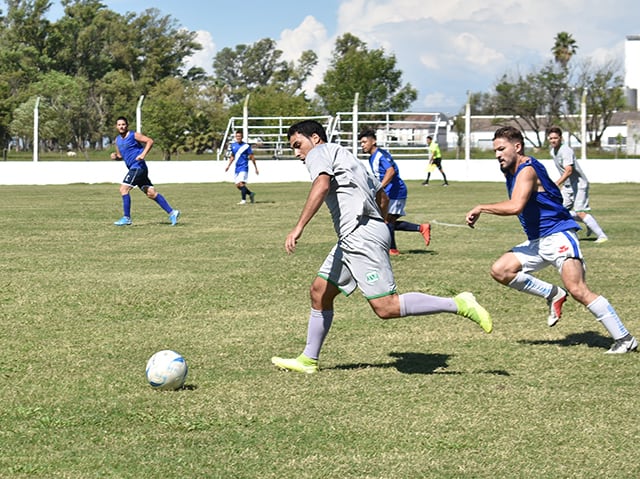 Partido sin goles en Devoto.