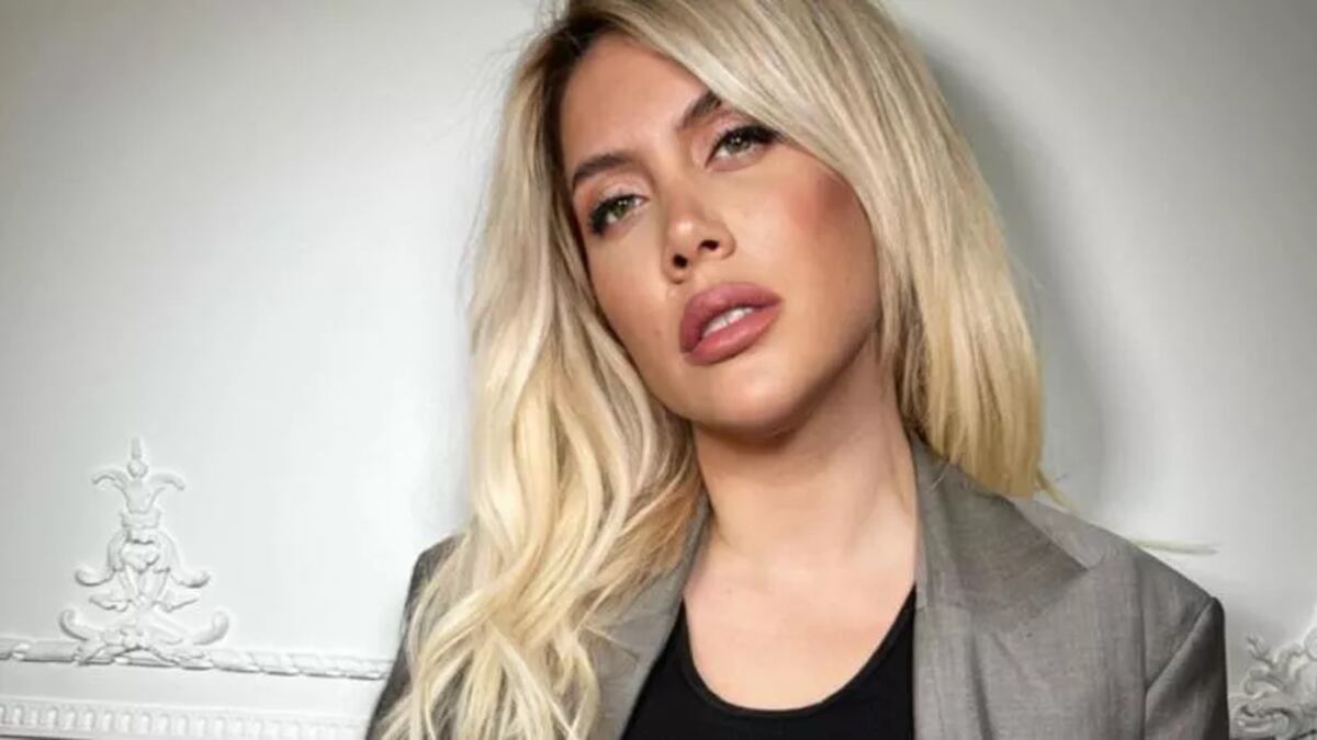 Wanda Nara se grabó haciendo ejercicio en top y apuntó a Icardi: “¿Quieren entrenar con mi entrenador?”