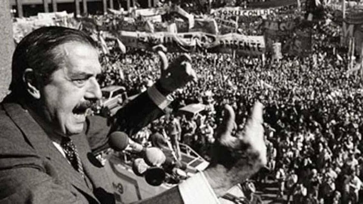A 39 años del triunfo de Raúl Alfonsín, el radicalismo busca mostrarse unido en un acto en Costa Salguero