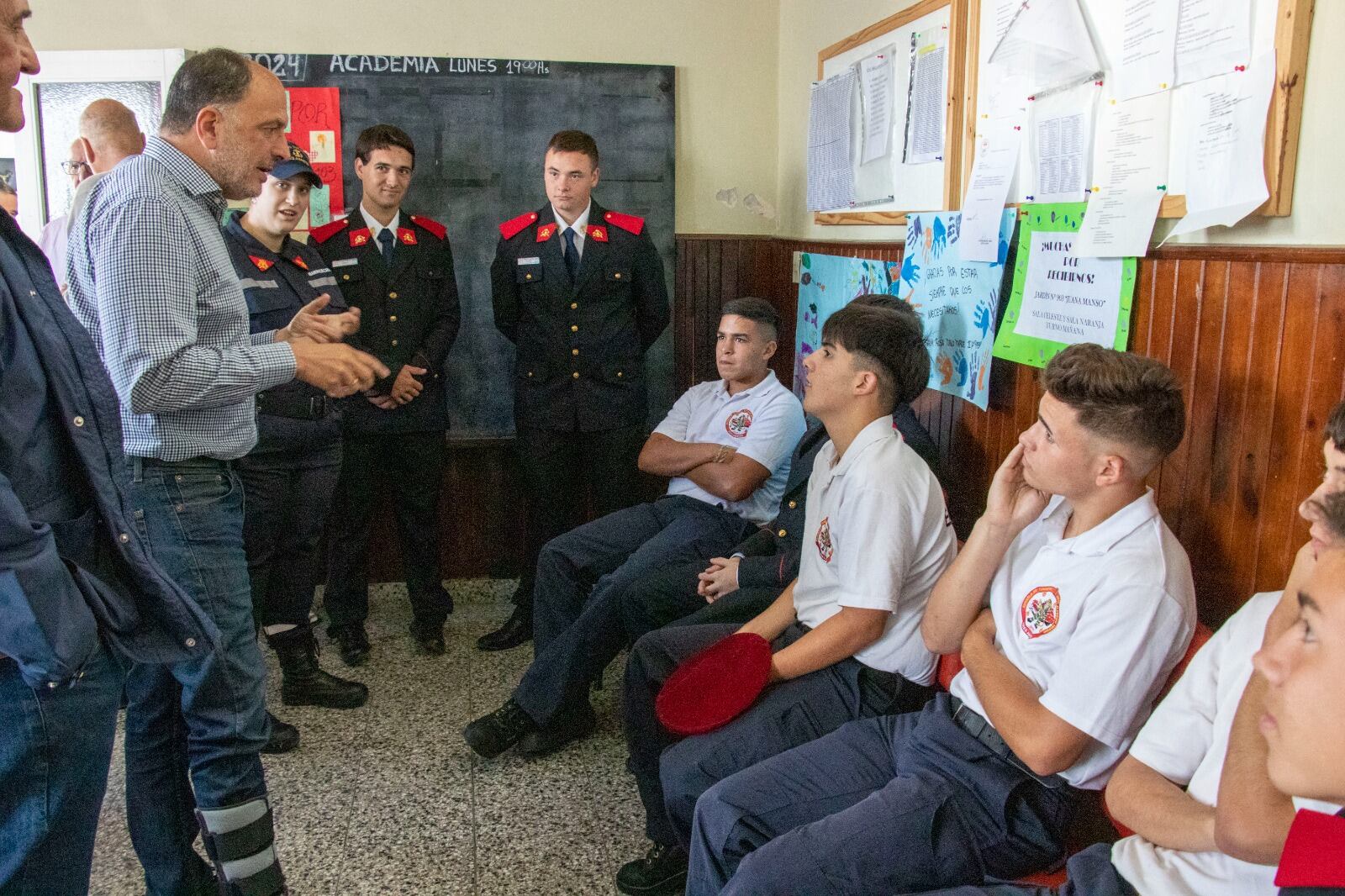 Bomberos Voluntarios de Tres Arroyos celebran sus 69 años de vida