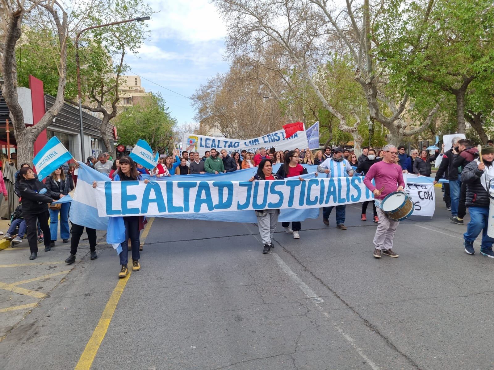 La movilización se desarrolló en las intersecciones de la Plaza 25.