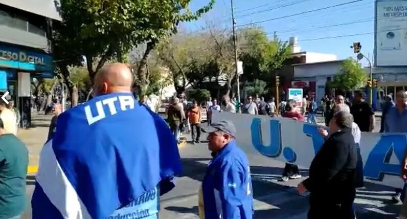 La UTA sostiene que los salarios de los choferes del interior del país deben ser iguales a los del AMBA.