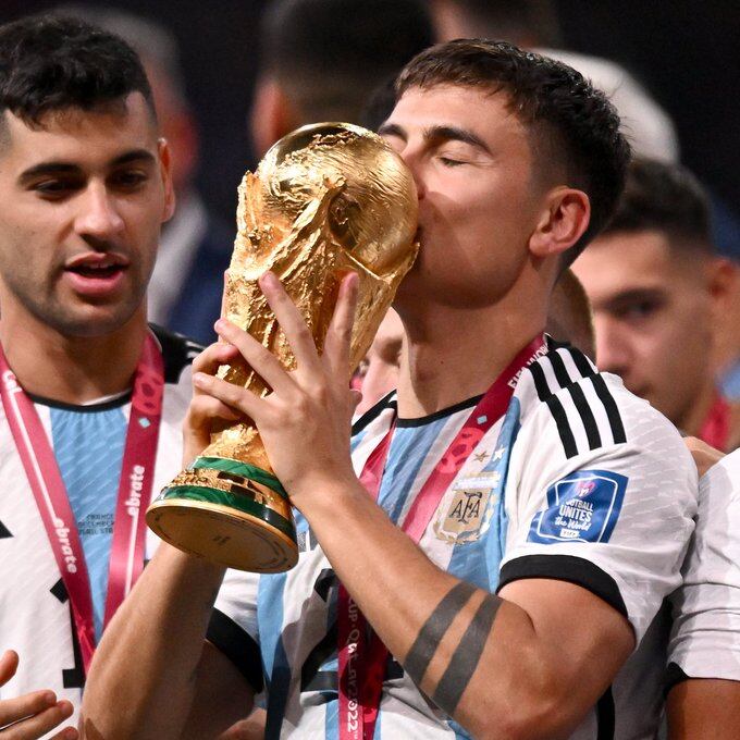 Paulo Dybala llegó con lo justo a la cita en Qatar y se quedó con el premio máximo.