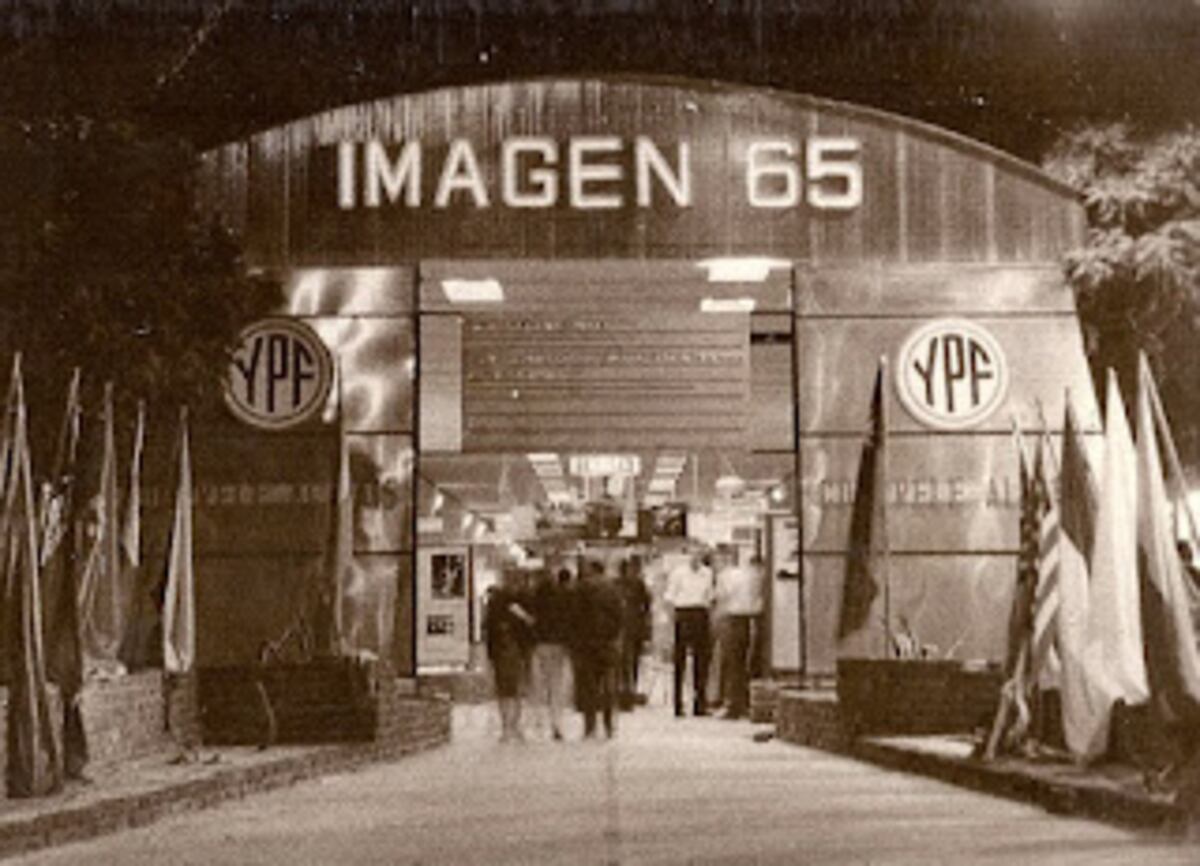 La Calle techada de Capilla del Monte cumple 60 años: convocatoria para una muestra fotográfica histórica