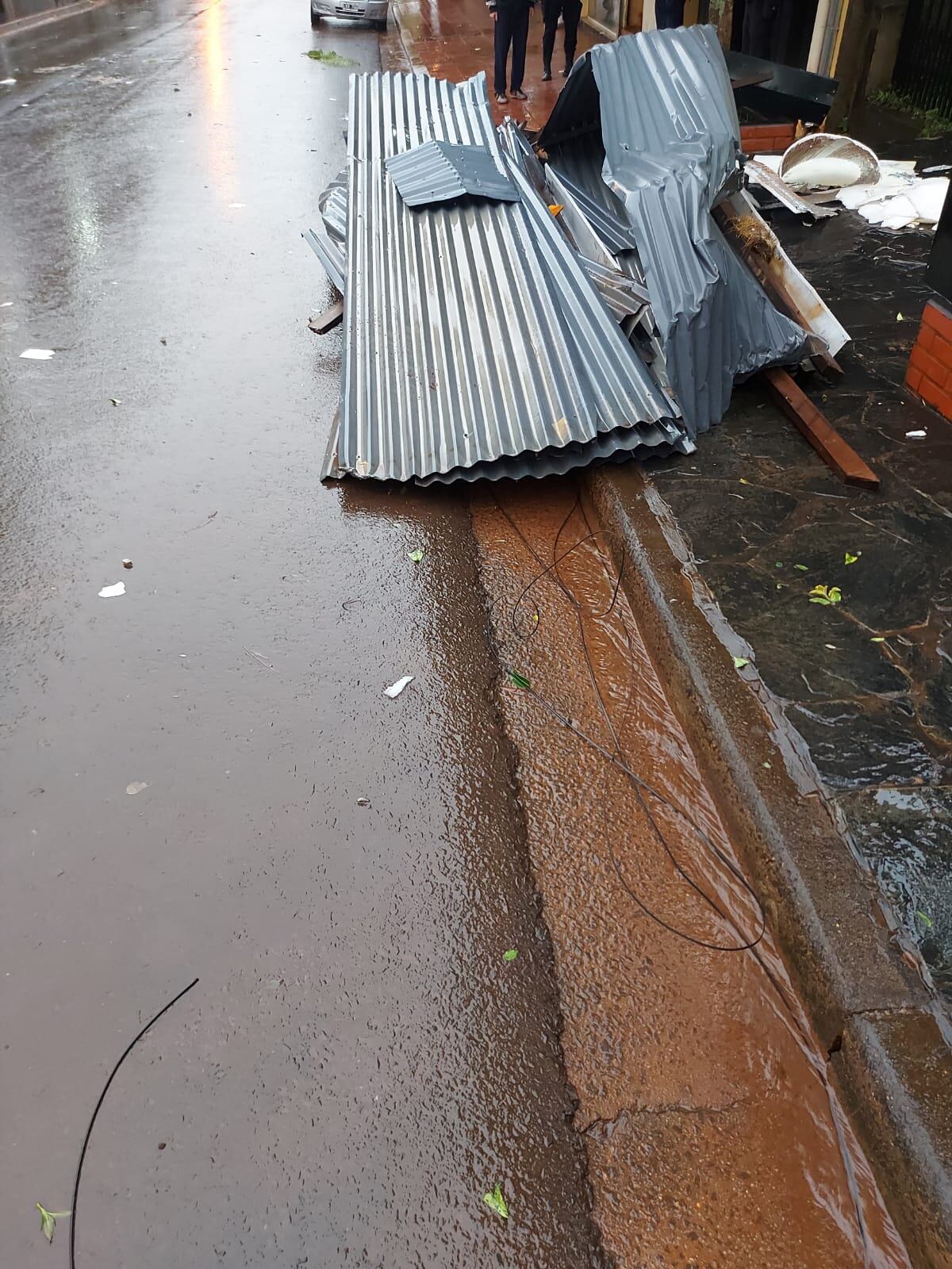 Por las intensas lluvias se registraron inundaciones en diferentes localidades misioneras.