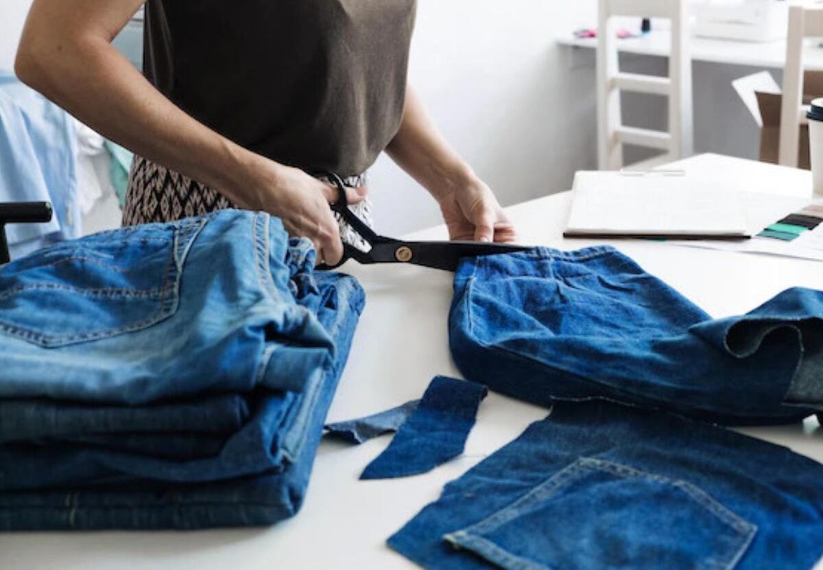 Cómo reciclar un jean que queda chico y transformarlo en un nuevo pantalón