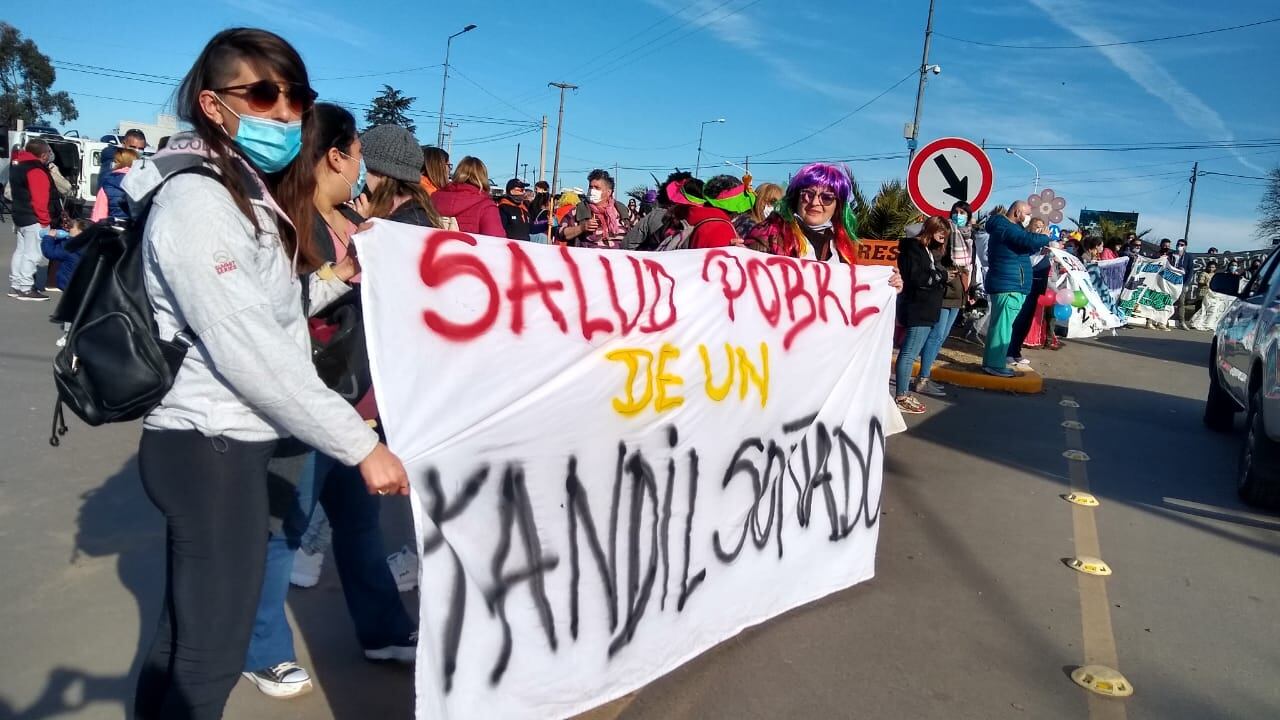 Así fue la movilización en el Lago del Fuerte.