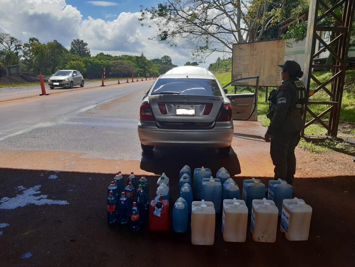 Puerto Libertad: secuestran contrabando de combustible